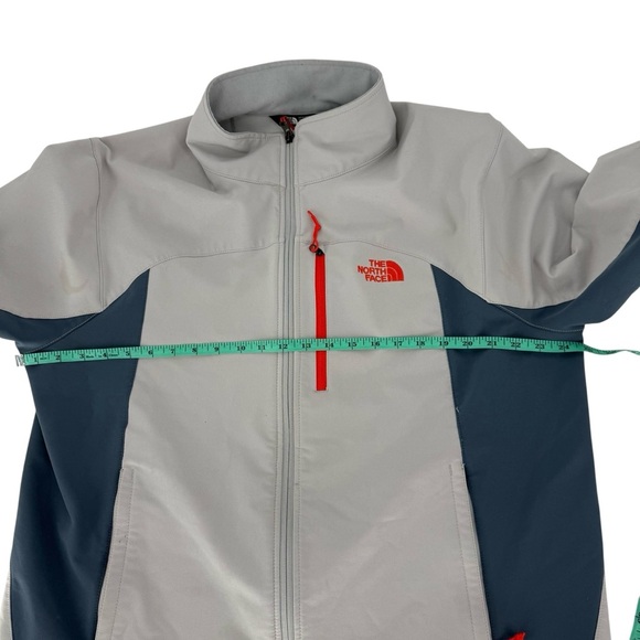 The North Face Windwall Light Gray softshell Men's Jacket - Picture 7 of 9